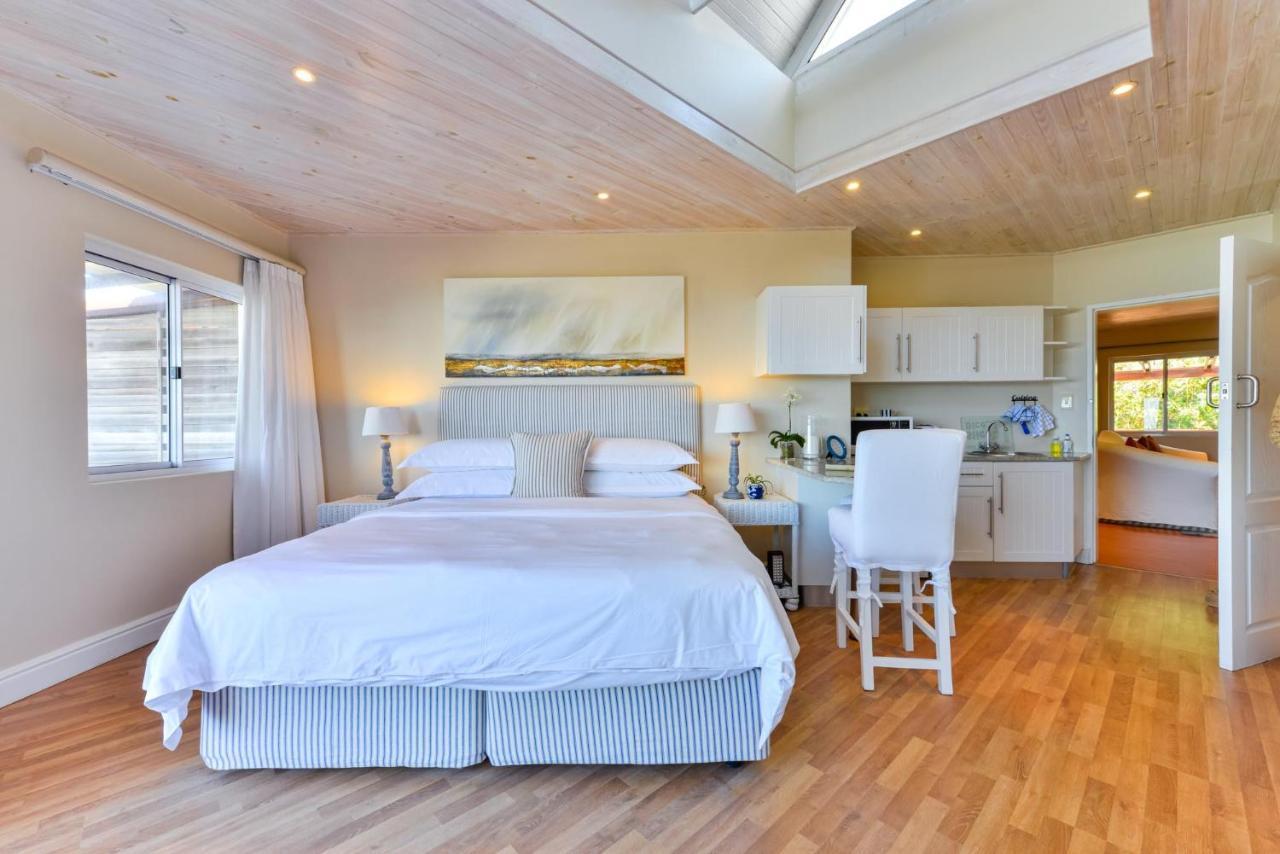 Singing Kettle Beach Lodge Keurboomstrand Exterior foto