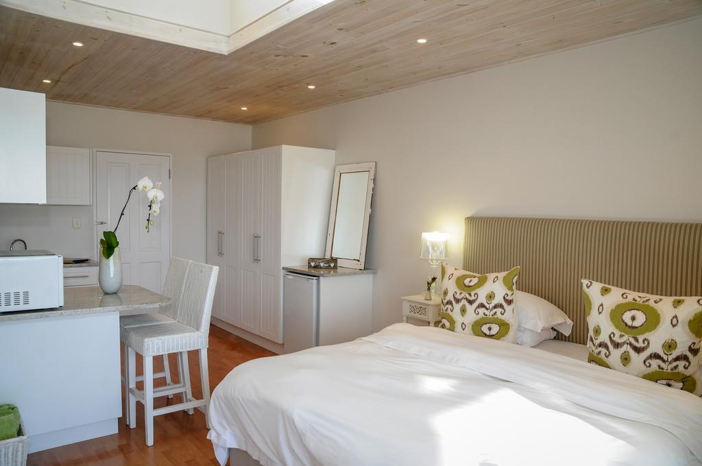 Singing Kettle Beach Lodge Keurboomstrand Habitación foto