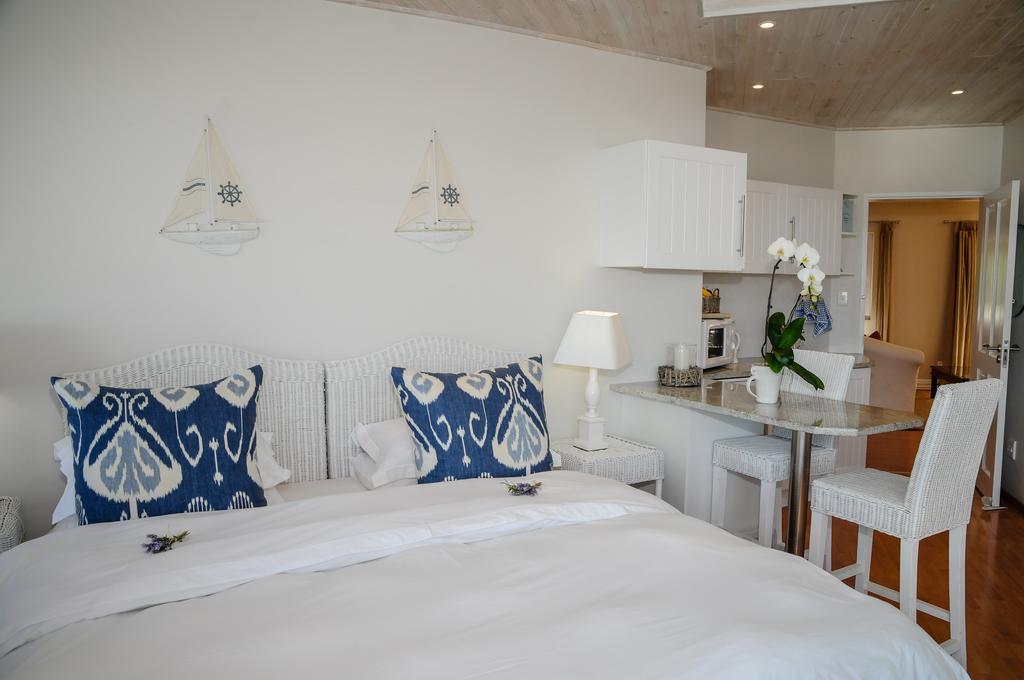 Singing Kettle Beach Lodge Keurboomstrand Habitación foto